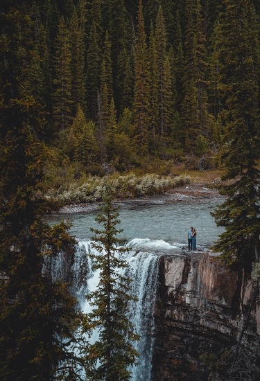 DayneCayla2020 76.height 1200 jD65